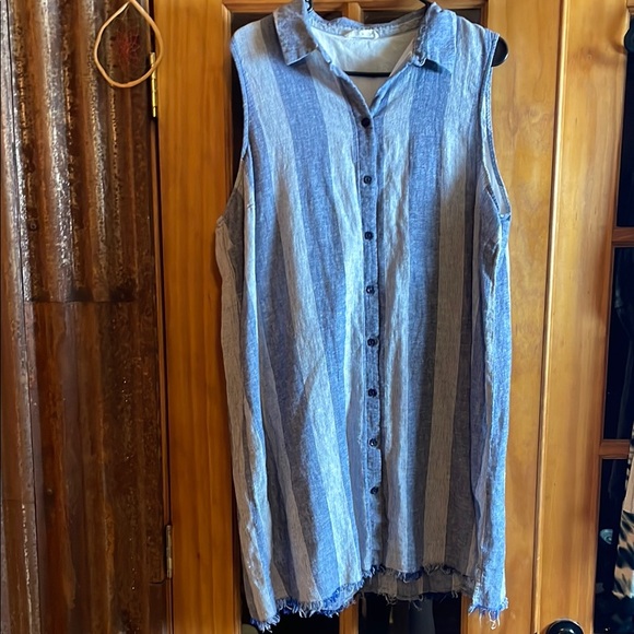 beachlunchlounge Dresses & Skirts - Beachlunchlounge Striped Dress, Size L. (23”)
